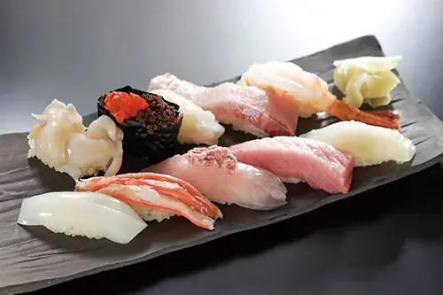 【抽選で冬の富山旅が当たる！】『メルマガに登録して応募しよう！秘境の宿「大牧温泉」と観光列車「ベル・モンターニュ・エ・メール」、冬の五箇山を楽しむ富山の旅 プレゼントキャンペーン』 実施中！ 画像 7