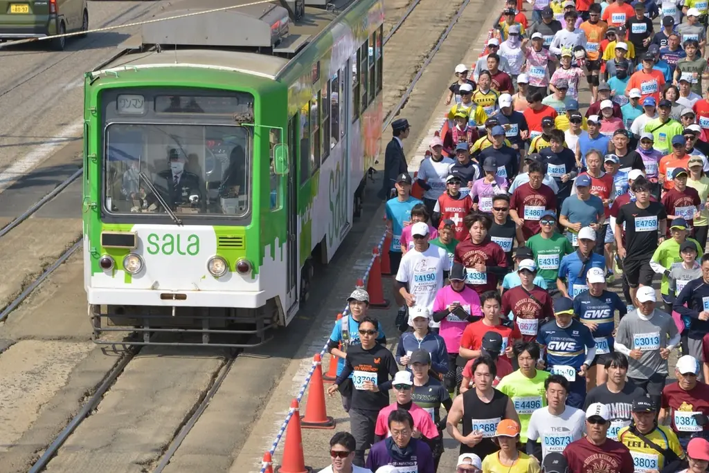 【愛知県豊橋市】市電と並走できる！「鈴木亜由子杯 穂の国・豊橋ハーフマラソン2027」一般エントリーが10月6日スタート 画像 2