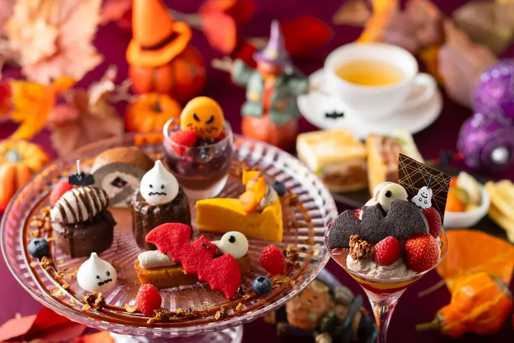 【ニューオータニイン札幌】2日間限定！ハロウィンだけの特別なティータイム。ホテルで楽しむ「ハロウィンアフタヌーンティーセット」を販売 画像 1