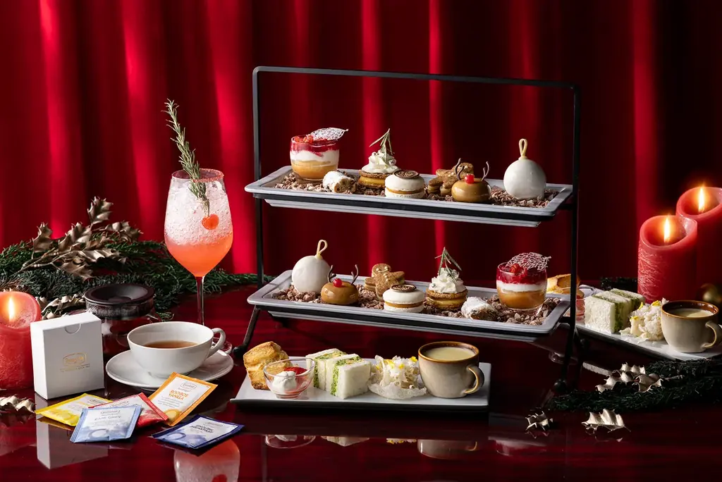 プルマン東京田町、11月1日から苺のツリーが彩るクリスマスアフタヌーンティー
