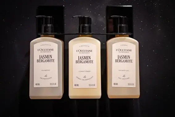 【STITCH HOTEL KYOTO】クリスマスギフト付き宿泊プラン「L’OCCITANE Christmas Gift Stay」を30組様限定で提供 画像 2