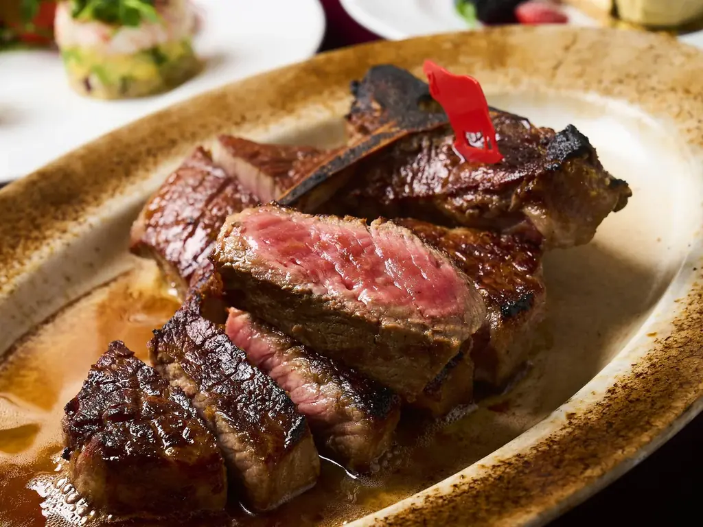 「ウルフギャング・ステーキハウス」熟成T-BONEステーキで彩る聖夜の饗宴「クリスマス スペシャルコース」 画像 5