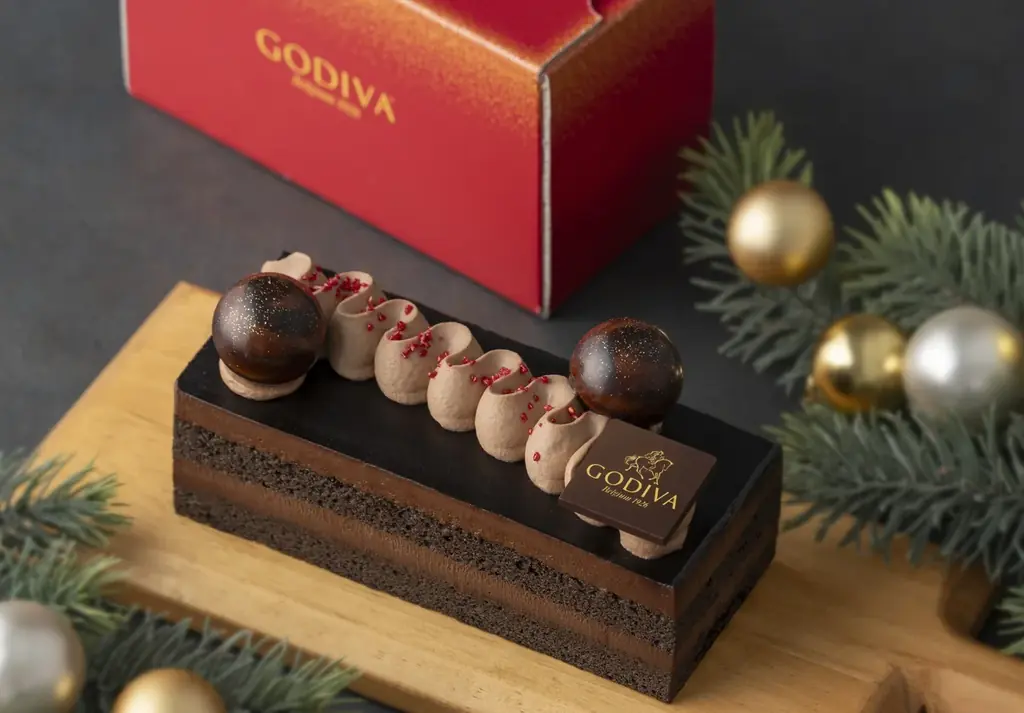 濃厚でリッチな味わいのクリスマスケーキが新登場！「ゴディバ ル グランド ショコラ ケーキ」 画像 1
