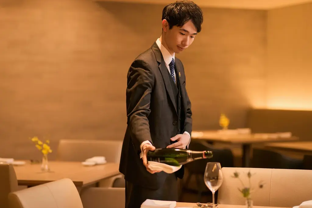 黒トリュフやオマール海老、黒毛和牛が奏でる聖夜の饗宴　イタリア料理「SCALAE」 2026年クリスマスディナーのご案内 画像 10