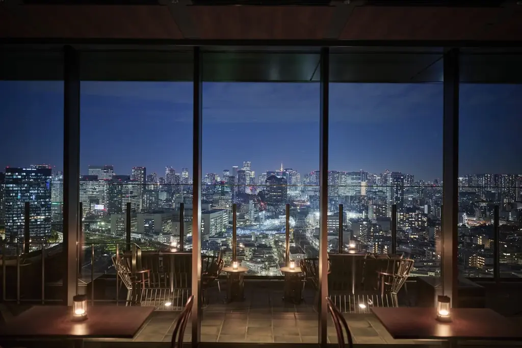 大井町トラックス26階「The TRAVELERS HOUSE ROOFTOP BAR」都内の夜景を一望する最旬ルーフトップバーでクリスマス限定ディナー 画像 2
