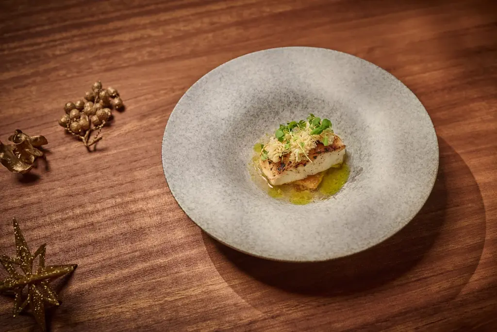 大井町トラックス「The TAILOR YARD MAIN DINING」話題の新ランドマークで珠玉のフレンチ。クリスマス限定ディナー登場 画像 3