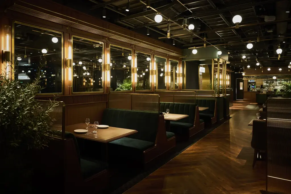 大井町トラックス「The TAILOR YARD MAIN DINING」話題の新ランドマークで珠玉のフレンチ。クリスマス限定ディナー登場 画像 5