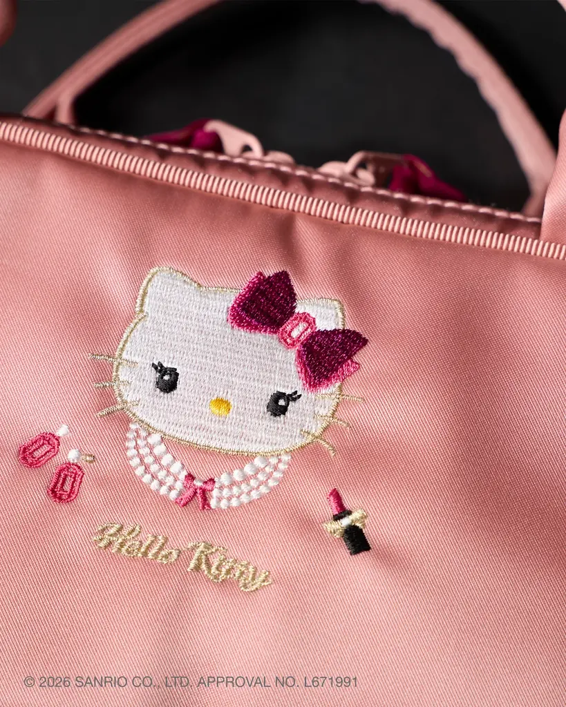 大人の女性に贈る、洗練されたデザインと遊び心。ARTISAN&ARTIST*よりハローキティとの コラボレーションシリーズが登場。 画像 2