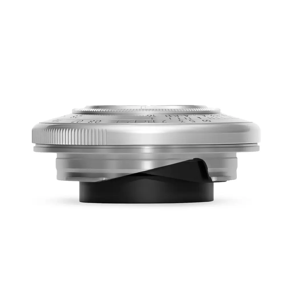 M型カメラを、もっと身軽に。厚さ約9.9mmの真鍮製パンケーキレンズ「Brightin Star 28mm F2.8」発売 画像 5