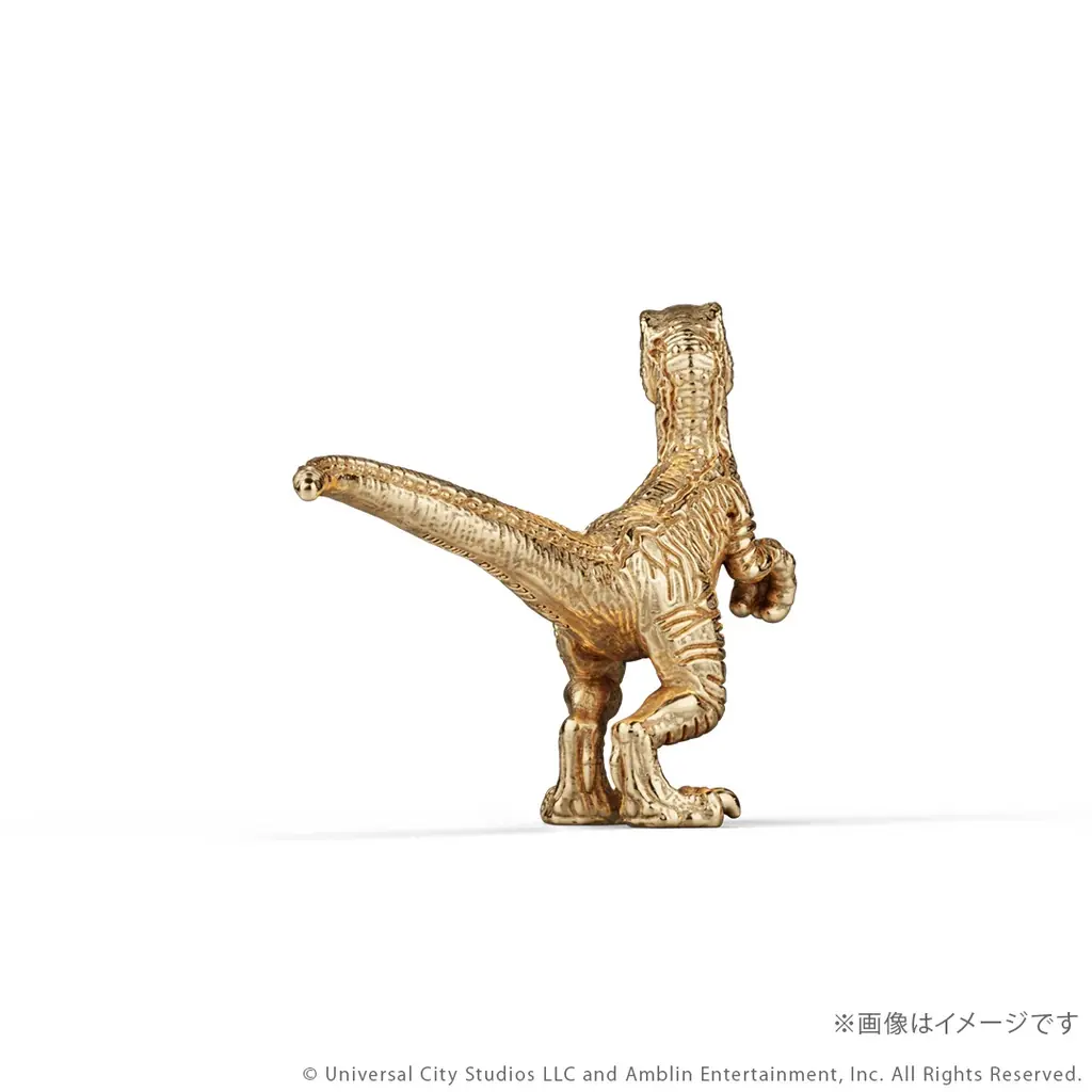 『ジュラシック・ワールド』愛され恐竜「ベビーブルー」が18金で登場！約17mmに、かわいらしさと生命力が輝く 画像 7