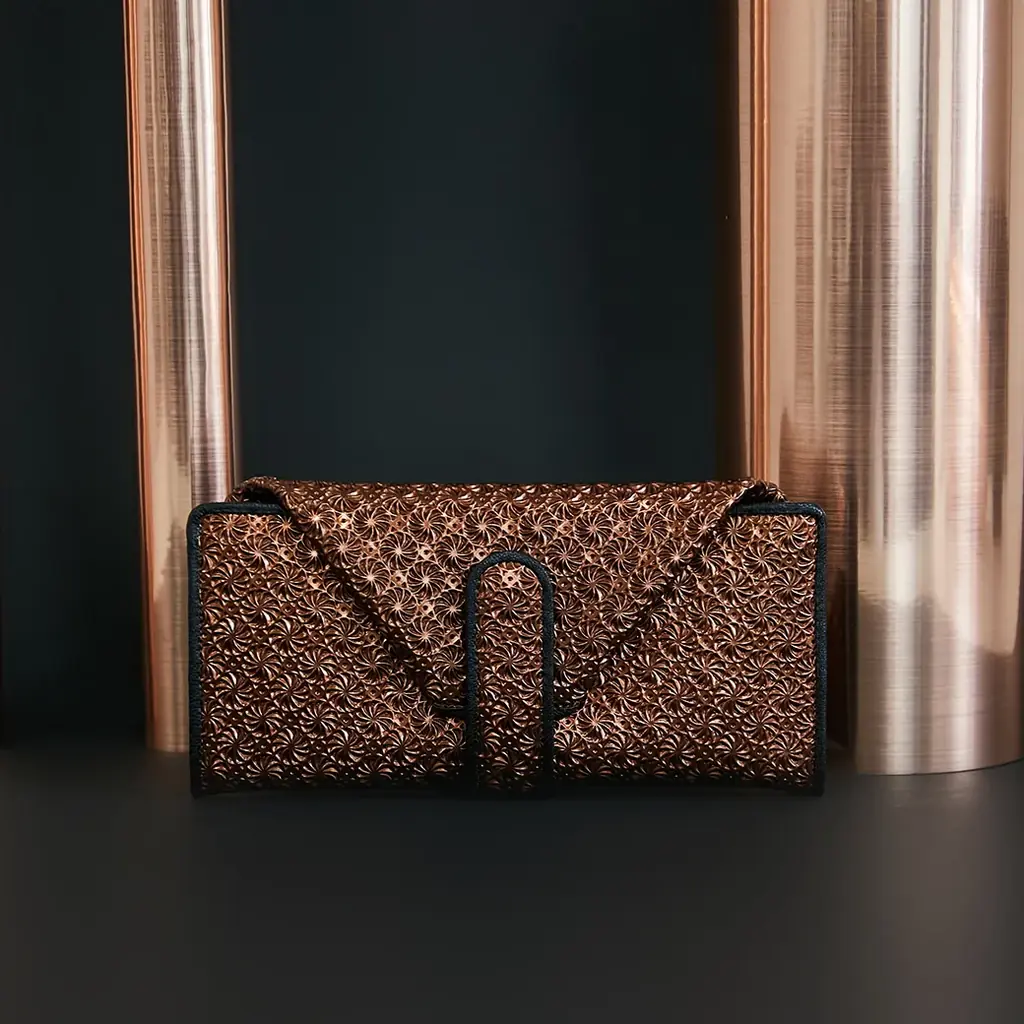 【HIROKO HAYASHI】ホリデーシーズンだけの限定コレクションを発売 画像 2