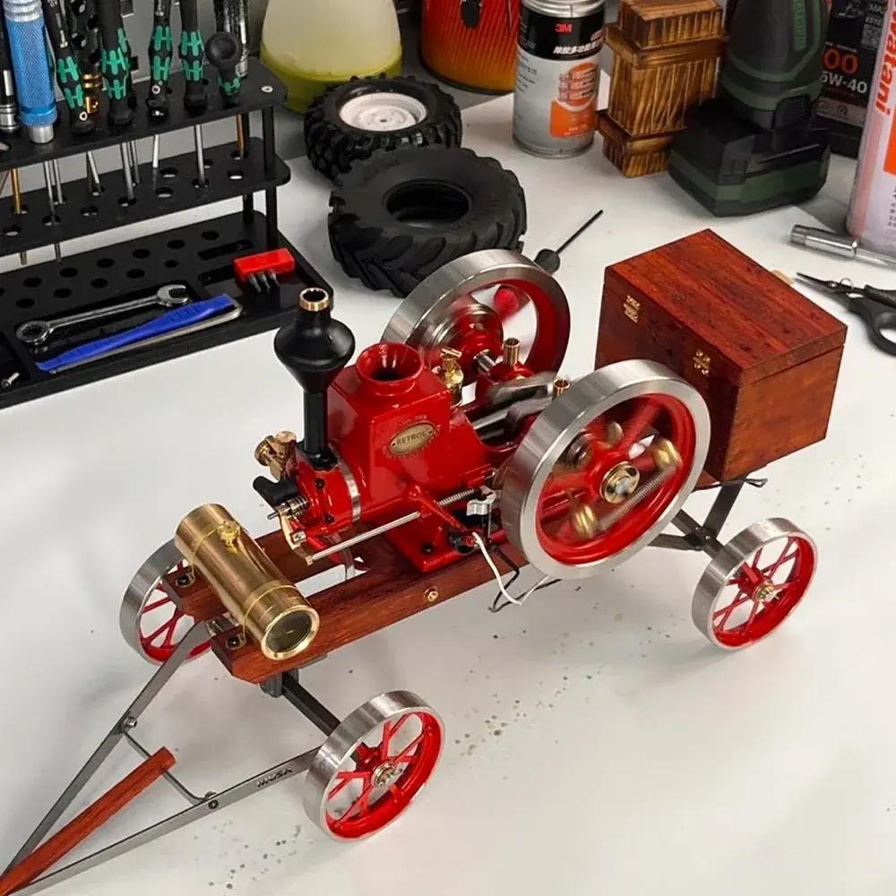 RETROL HM-01は7ccヒット＆ミス式エンジンと運搬カートのフルセット