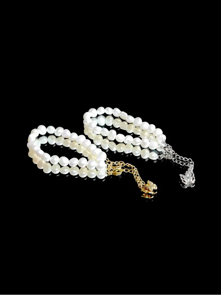 YUTA（NCT）プロデュースのジュエリーブランド「UnBave」より、待望の2nd Collectionが登場。パールと蝶が織りなす、ホリデーシーズンを彩る新作ジュエリーを発売 画像 4