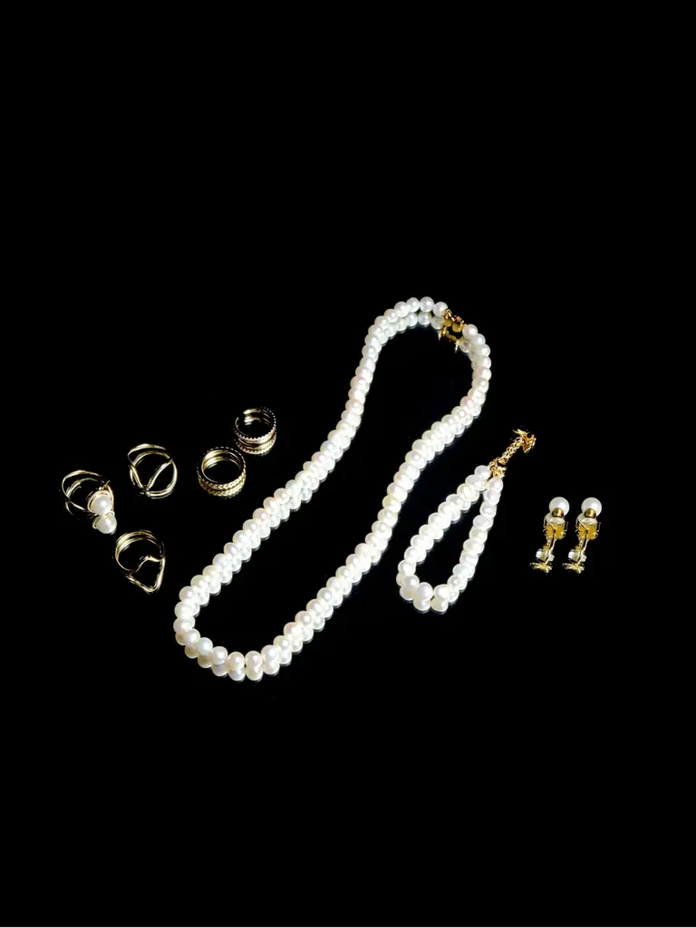 YUTA（NCT）プロデュースのジュエリーブランド「UnBave」より、待望の2nd Collectionが登場。パールと蝶が織りなす、ホリデーシーズンを彩る新作ジュエリーを発売 画像 9