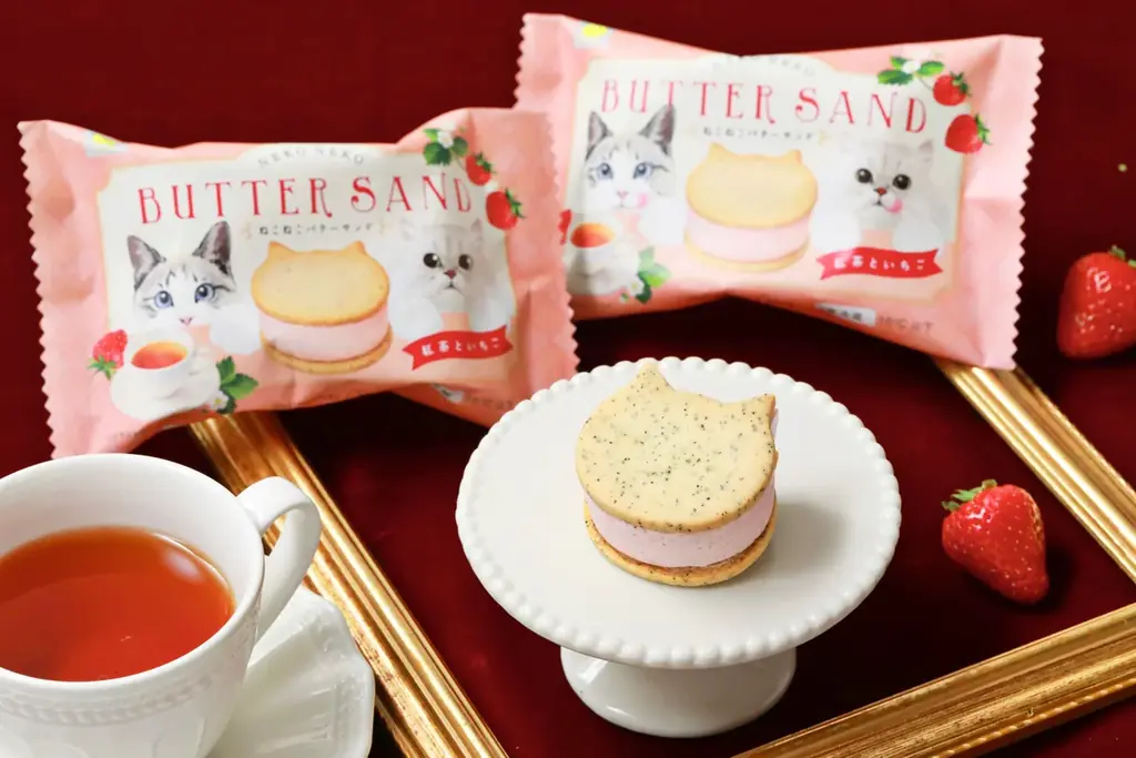 【ねこ好き必見！冬の新作スイーツ】「ねこねこ」からサクッと香ばしくにゃめらか～な口どけの『ねこねこバターサンド～紅茶といちご～』やねこ型のいちごテリーヌショコラ、アールグレイ香る新作クッキーが初登場！ 画像 4