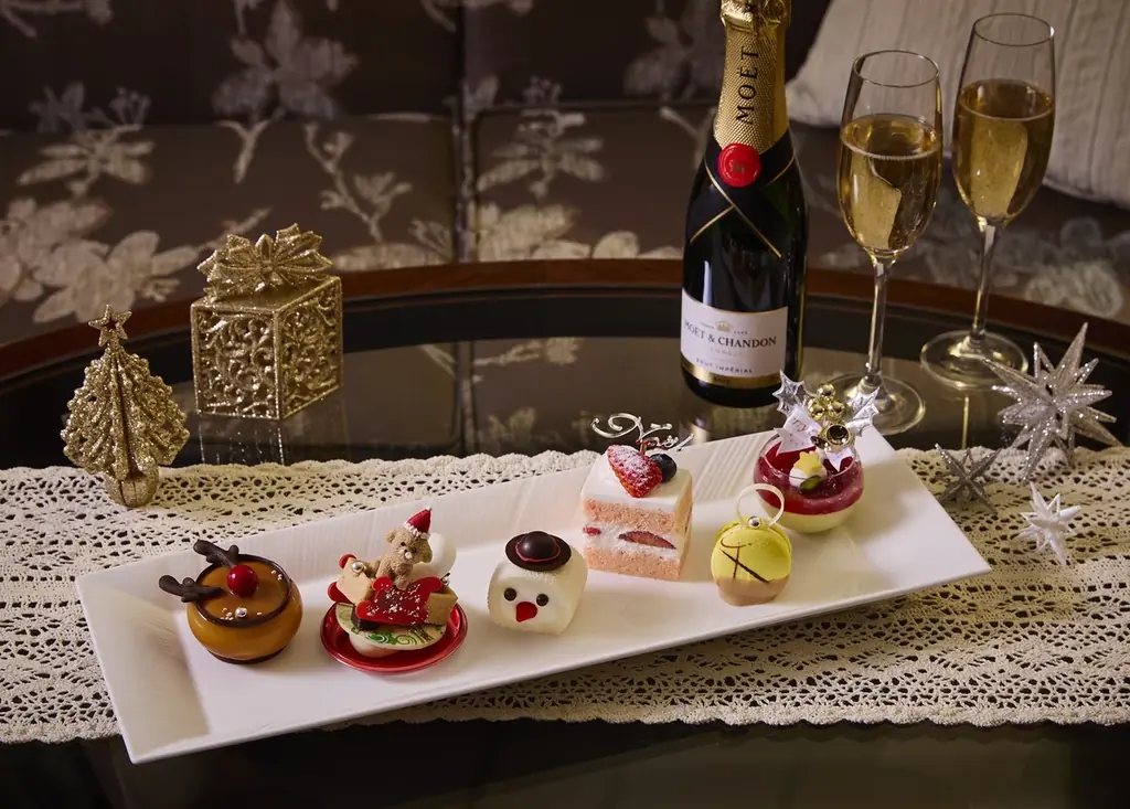 【ロイヤルパークホテル】聖夜を華やかに演出するスイーツアソート とロゼシャンパン付クリスマス宿泊プランなどが登場！ 画像 1