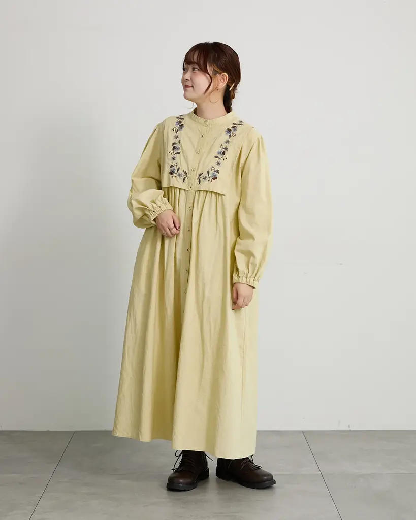 【Samansa Mos2】刺繍作家・マカベアリスさん×Samansa Mos2自然をモチーフにした繊細な刺繍で描いた秋冬の新作が登場！ 画像 3