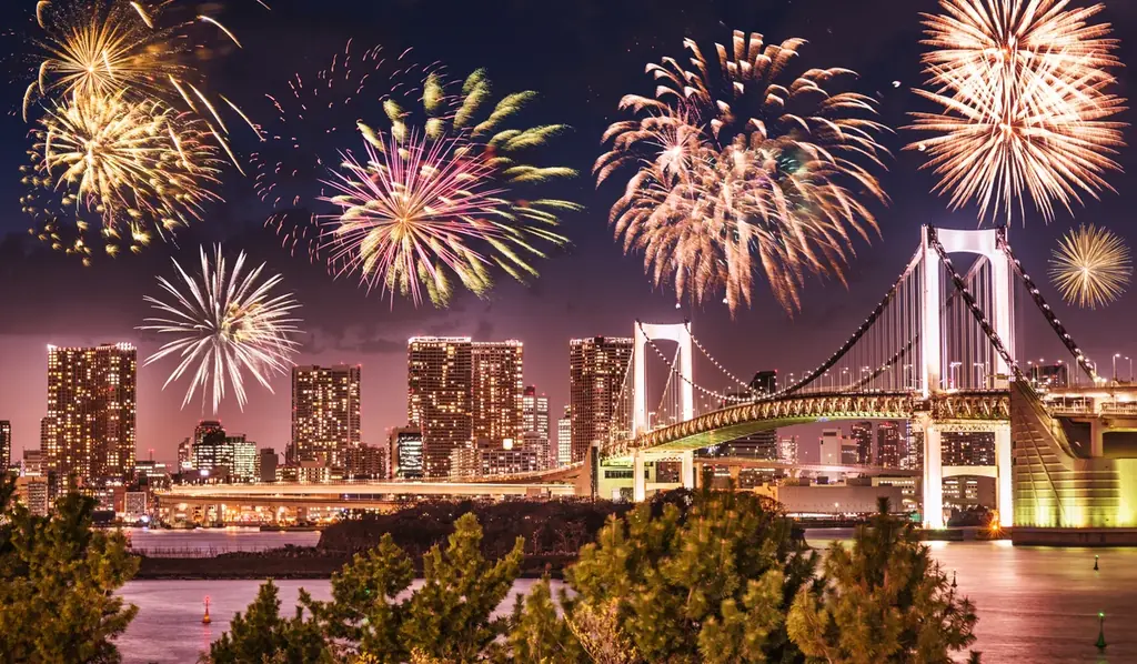 【11年ぶり復活】東京湾大華火祭を船上の特等席で！東京ウォータウェイズ、「直前割」花火観覧クルーズの予約受付を開始 画像 2