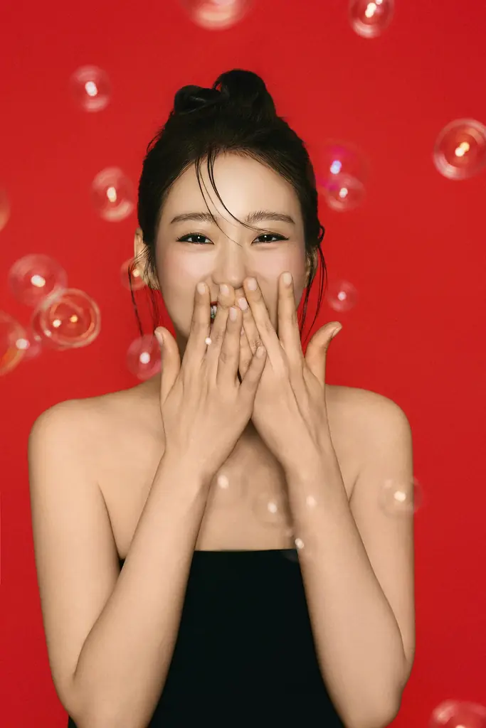 KARA20周年に向けた10年ぶりの写真集『ハン・スンヨン写真集Inside You, Inside Me』12月10日（木）発売！ 画像 3