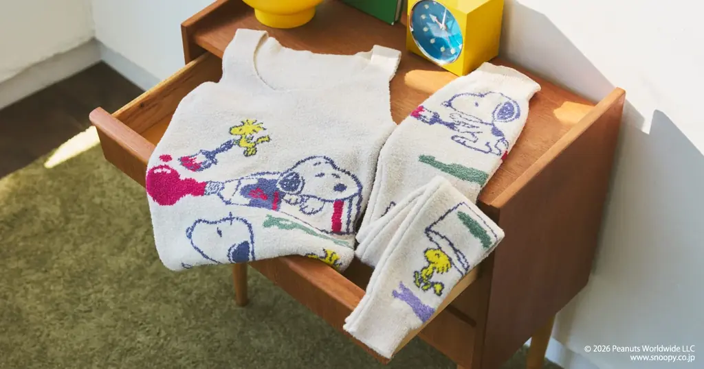 【sloggi】スヌーピーのアイテムにふんわり包まれて、心まであたたかく。寒い季節に寄り添う一枚 画像 1