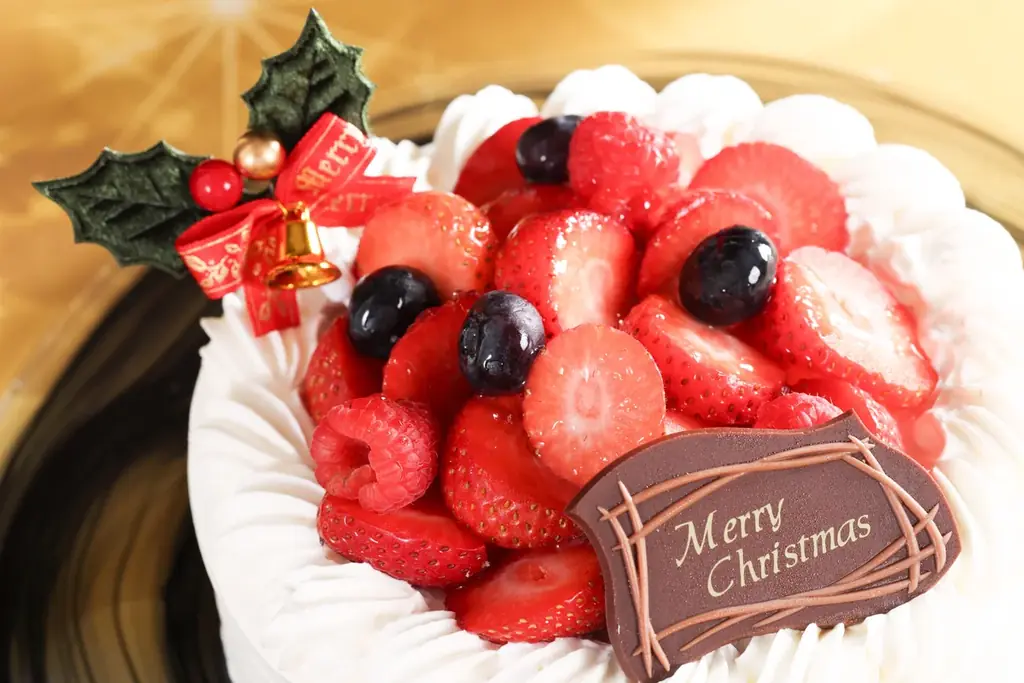 【都ホテル 尼崎】クリスマスケーキ2026　プレミアムなショコラと王道いちごショートが彩る、甘く華やかなクリスマス 画像 2