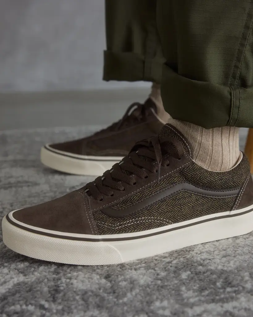 【ABCマート限定】Vansのクラシックモデルを秋冬らしい素材と色合いへ　Vans「Fall Collection」学生時代からVansを履き続けてきたと語る倉沢杏菜をモデルに初起用 画像 15