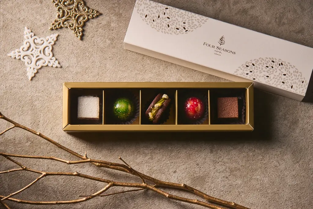 【フォーシーズンズホテル大阪】クリスマスケーキ3種 10月15日（木）より予約受付開始 画像 8