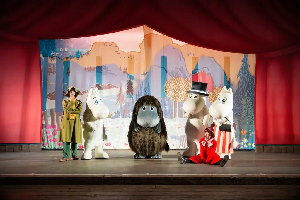 毎日がホワイトクリスマス「ムーミン谷のクリスマス」開催！新クリスマスショー、昨年人気のナイトショーも毎日上演！雪あそびやそりあそびが楽しめ、ツリー＆ホワイトバブルが輝く「雪と光のホワイトテラス」が登場 画像 6