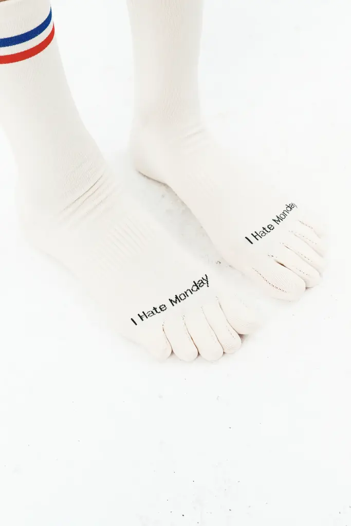 韓国発ソックスブランド「I Hate Monday」2026FWコレクション発売。代官山蔦屋書店に“期間限定POP UP SHOP”も登場。 画像 13