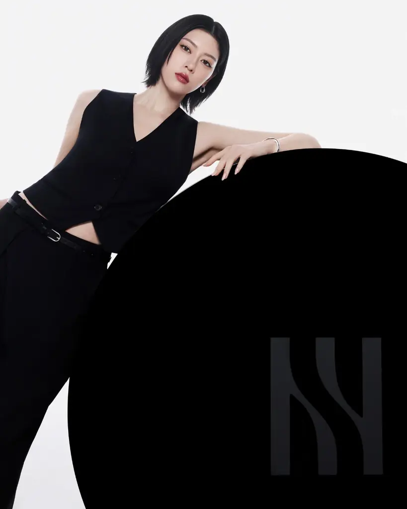 【HERA】韓国・ソウル発のコンテンポラリービューティーブランド「HERA（ヘラ）」、俳優・モデル 三吉彩花がジャパンアンバサダーに就任 画像 2