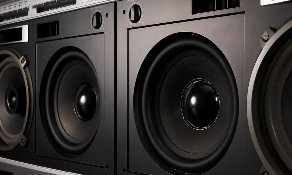 80年代のデザインにデジタル機能を融合させた大型ラジカセ「ORION Bluetooth®機能搭載CDダブルステレオラジカセ SCR-B10」GREEN FUNDING にてプロジェクト開始 画像 3