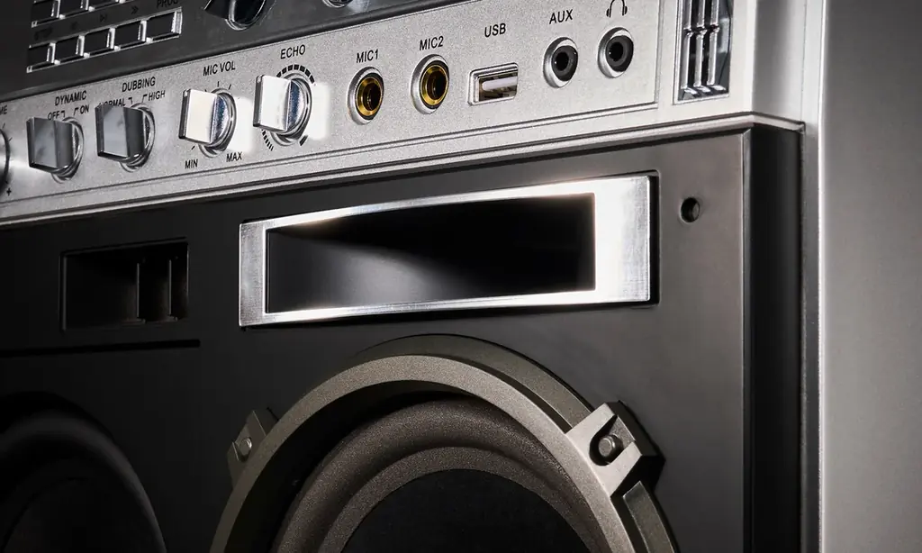 80年代のデザインにデジタル機能を融合させた大型ラジカセ「ORION Bluetooth®機能搭載CDダブルステレオラジカセ SCR-B10」GREEN FUNDING にてプロジェクト開始 画像 5