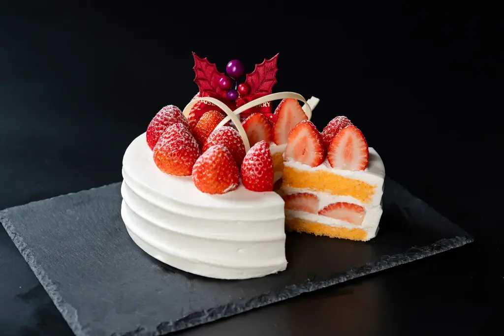 名古屋の聖夜を彩る。雪降る冬の森を表現したクリスマスケーキ5種や名古屋コーチン完熟鶏を使用したローストチキンなど、愛知の食材を使用した2026年のクリスマスメニューの予約受付を開始！ 画像 7