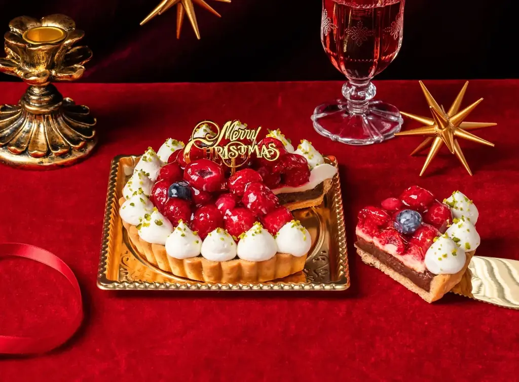 【ARROW TREE（アローツリー）】あまおういちご・空浮いちごが彩る、華やかなクリスマス。果実の魅力を贅沢に詰め込んだ2026年クリスマスケーキが登場！ 画像 12