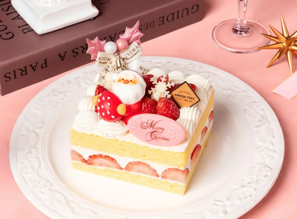 【ARROW TREE（アローツリー）】あまおういちご・空浮いちごが彩る、華やかなクリスマス。果実の魅力を贅沢に詰め込んだ2026年クリスマスケーキが登場！ 画像 5