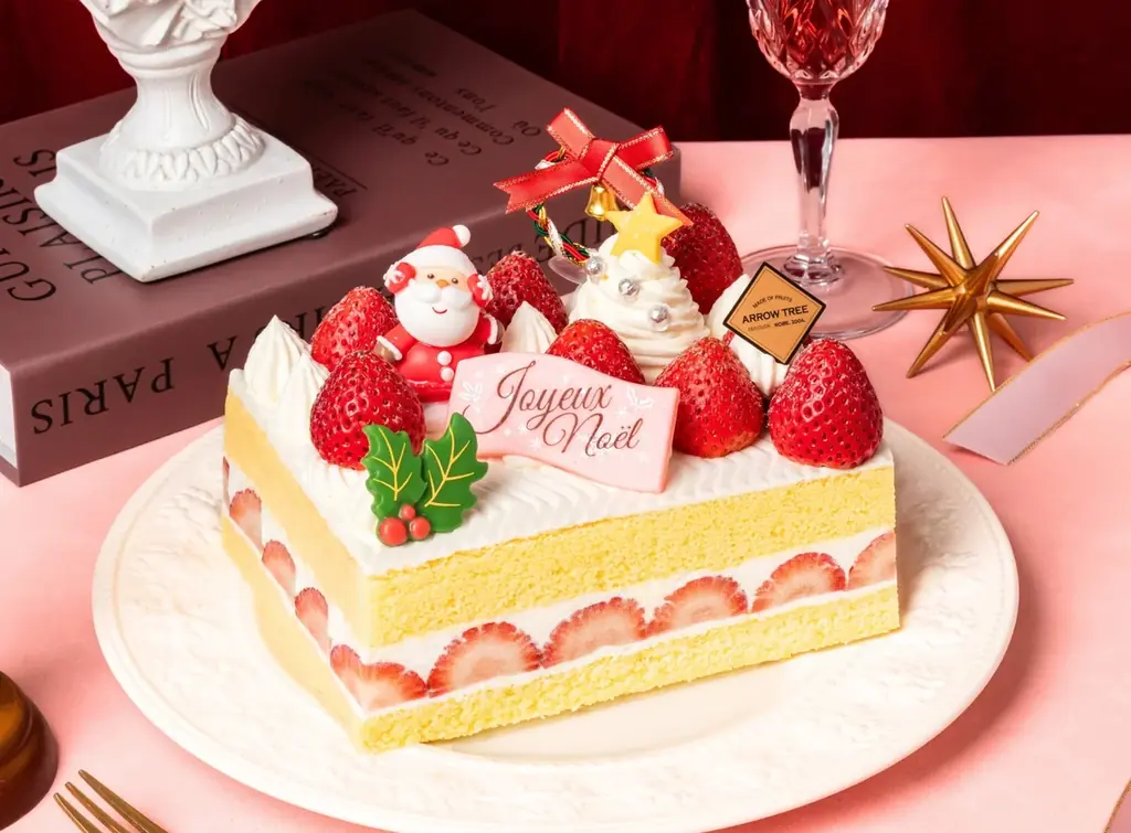 【ARROW TREE（アローツリー）】あまおういちご・空浮いちごが彩る、華やかなクリスマス。果実の魅力を贅沢に詰め込んだ2026年クリスマスケーキが登場！ 画像 6