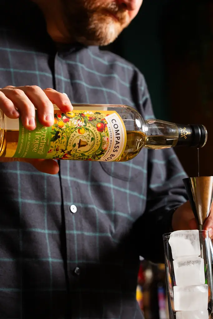 【COMPASS BOX】再販売決定！『コンパスボックス オーチャードハウス ハイボール』が10月20日（火）より全国のローソン店舗にて数量限定で再登場！限定ウイスキーミニボトル200mlも新登場。 画像 3
