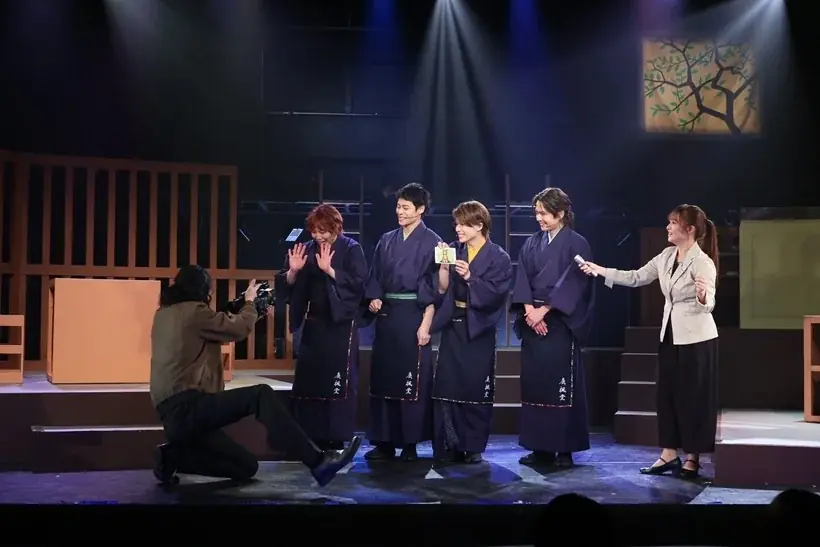 【舞台写真あり】清水ユウ作の人気コミック「鹿楓堂よついろ日和」公演初日関係者コメント＆初日観劇レポート 画像 4