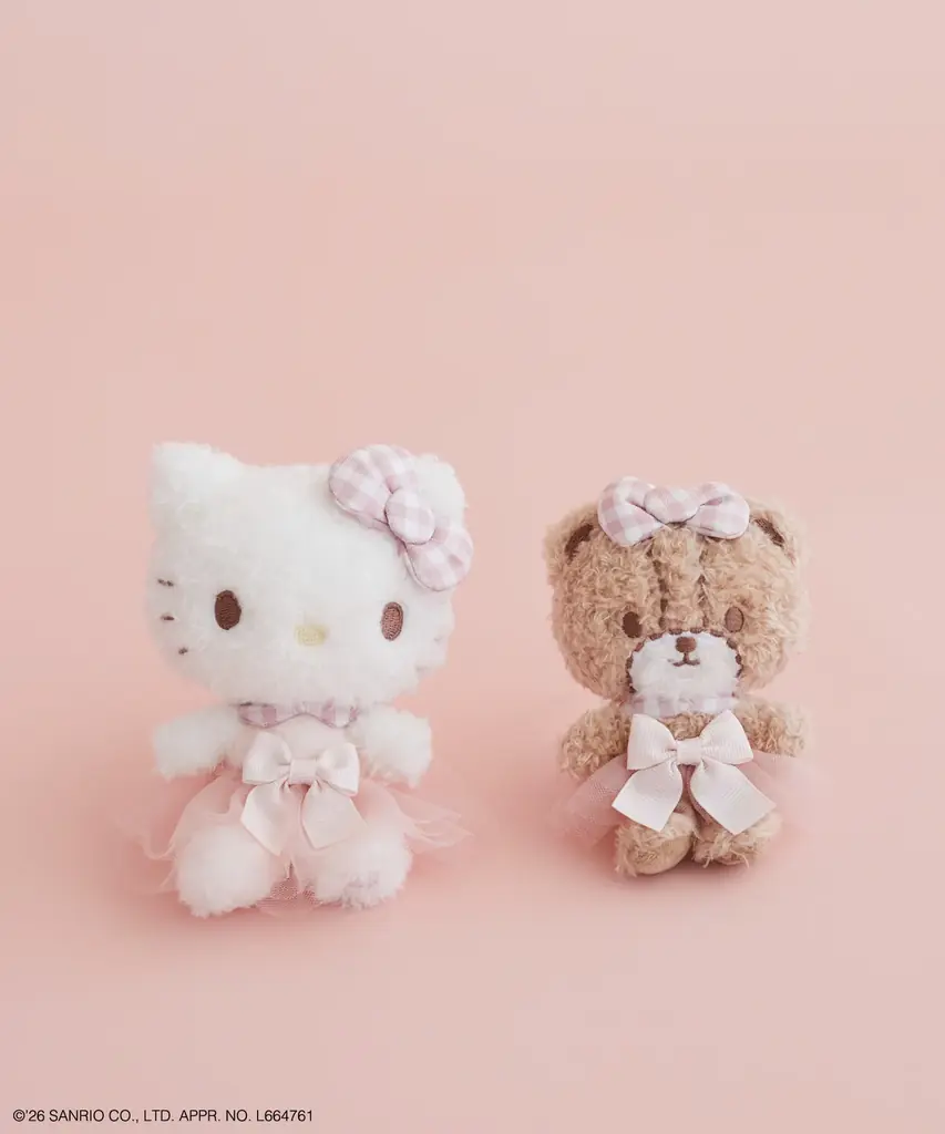【Maison de FLEUR】ハローキティのバースデーをお祝い！おそろいのギンガムチェックリボンがポイントのバッグやチャームが登場 画像 7