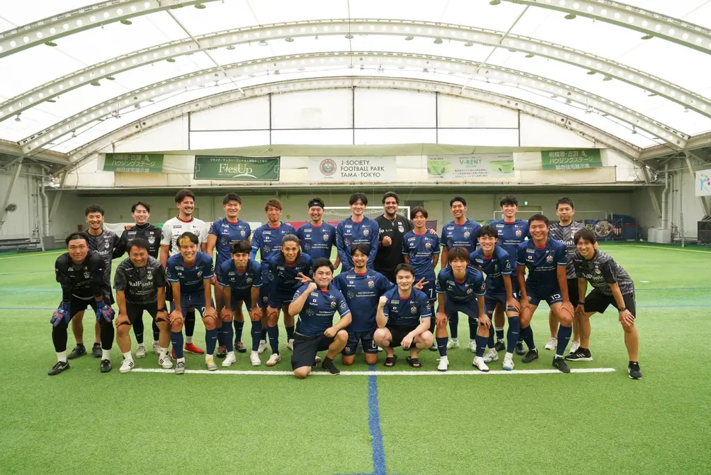 世界で注目を集める7人制サッカー「ソサイチ」国内普及へ“異例のタッグ”日本ソサイチ連盟が加藤純一氏（ムラッシュFC）と『加藤純一ソサイチ最強杯』を2027年1月に開催 画像 2