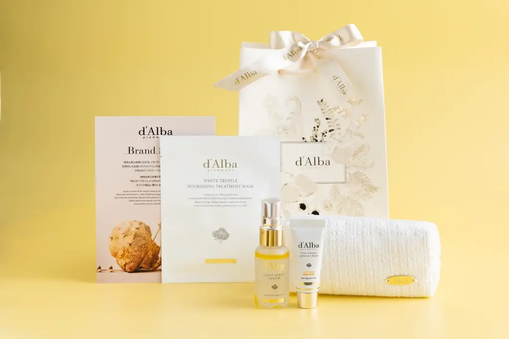 d’Alba × W Osaka「The Golden Glow Afternoon Tea」を開催 画像 4
