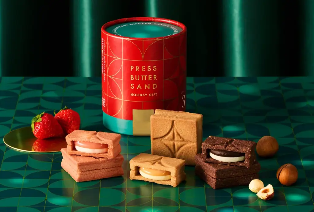 【ホリデーシーズンに煌めく限定セット】PRESS BUTTER SANDから、冬の贈りものセットが登場｜ホリデーを華やかに彩る限定スリーブ 画像 3