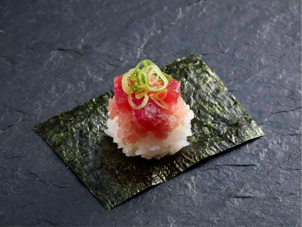 【ゆず庵】大とろサーモンや中とろなどの“食べ比べ寿司”が11月10日(火)より新登場！本日より10店舗で先行販売開始 画像 4