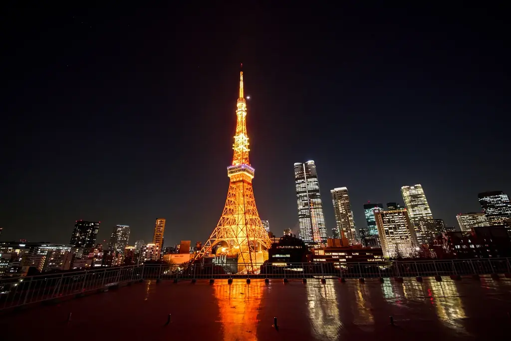 大迫力の東京タワーを間近に臨むルーフトップで天体観測体験付き宿泊プラン「Tokyo Moonlight Christmas～東京タワーとスーパームーンが彩るクリスマスナイト～」【東京プリンスホテル】 画像 4
