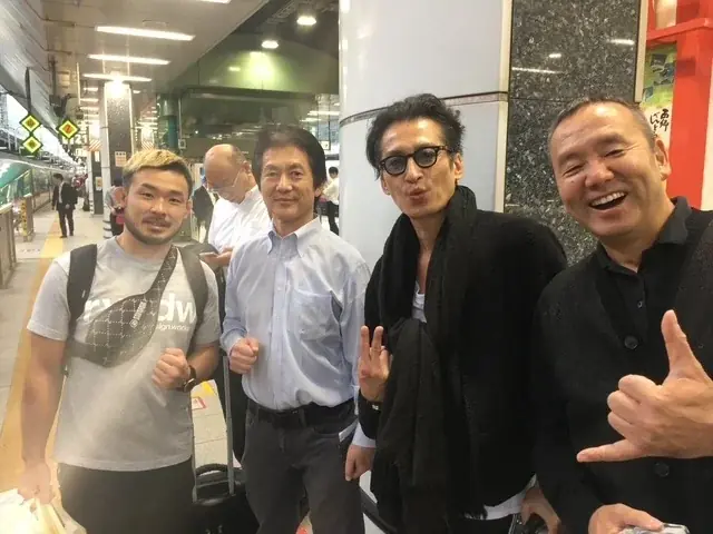 時を超えて蘇るサニー千葉のメッセージ。映画『ハナのサンタ』に刻まれた「2018年・岩手児童養護施設訪問」の真実。奥寺康彦、大沢樹生、共にした奇跡の一日。映画の原点となった「本当の成功」の意味とは。 画像 3