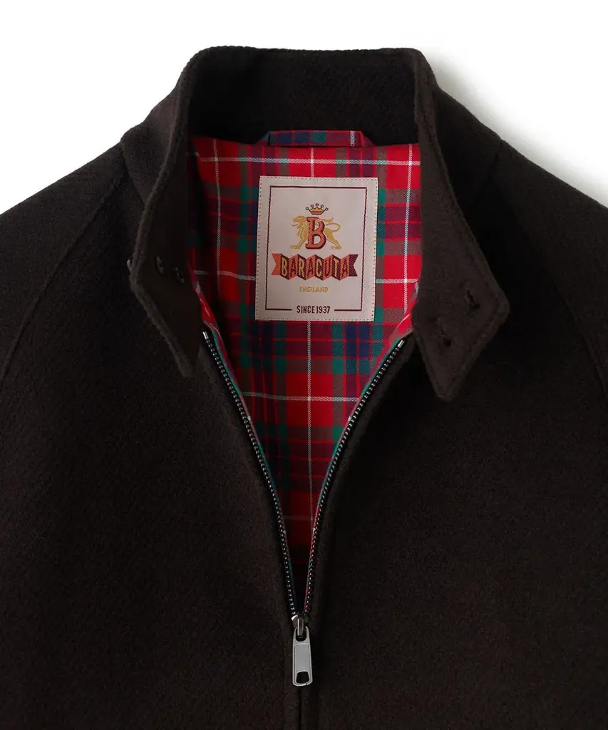 【BARACUTA（バラクータ） × MEN’S BIGI（メンズビギ）】名作「G4」を現代的に再構築。上質なジャージ素材を採用した別注ブルゾンが登場 画像 5