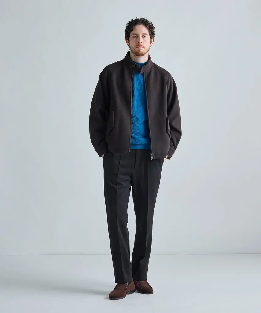 【BARACUTA（バラクータ） × MEN’S BIGI（メンズビギ）】名作「G4」を現代的に再構築。上質なジャージ素材を採用した別注ブルゾンが登場 画像 7