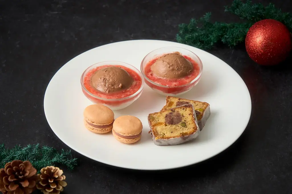9層仕立てのオペラから、チョコレートが彩るセイボリー、チョコレートテイスティングまで。心ときめくチョコレート尽くしのクリスマス。Minimalのクリスマスアフタヌーンティー、12月よりスタート 画像 4
