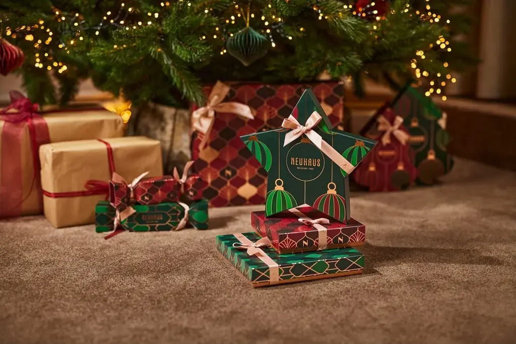 【ノイハウス NEUHAUS】クリスマスシーズン限定の2026年ホリデーコレクション販売開始 画像 13
