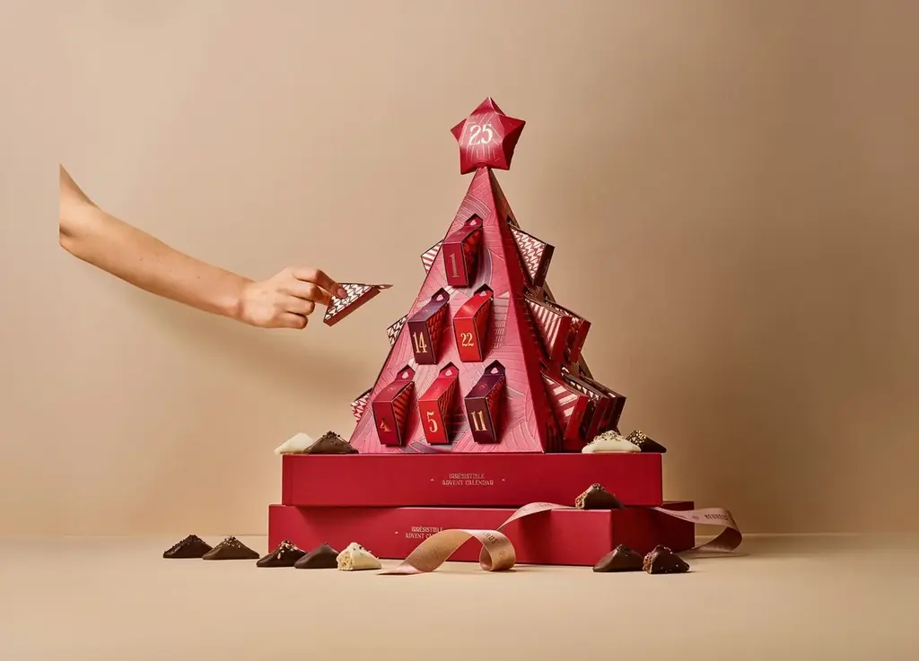【ノイハウス NEUHAUS】クリスマスシーズン限定の2026年ホリデーコレクション販売開始 画像 2